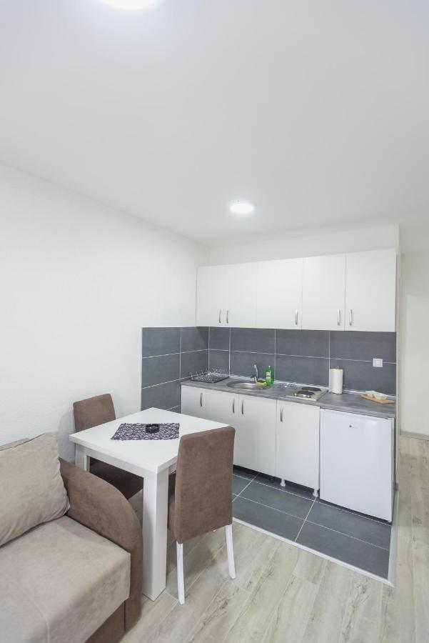 Apartmani Centar Loznica Luaran gambar