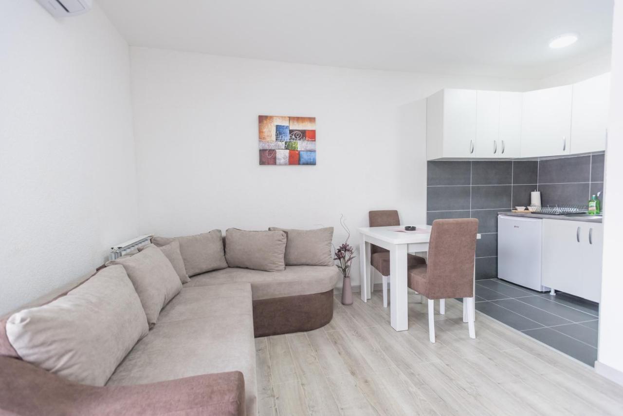 Apartmani Centar Loznica Luaran gambar