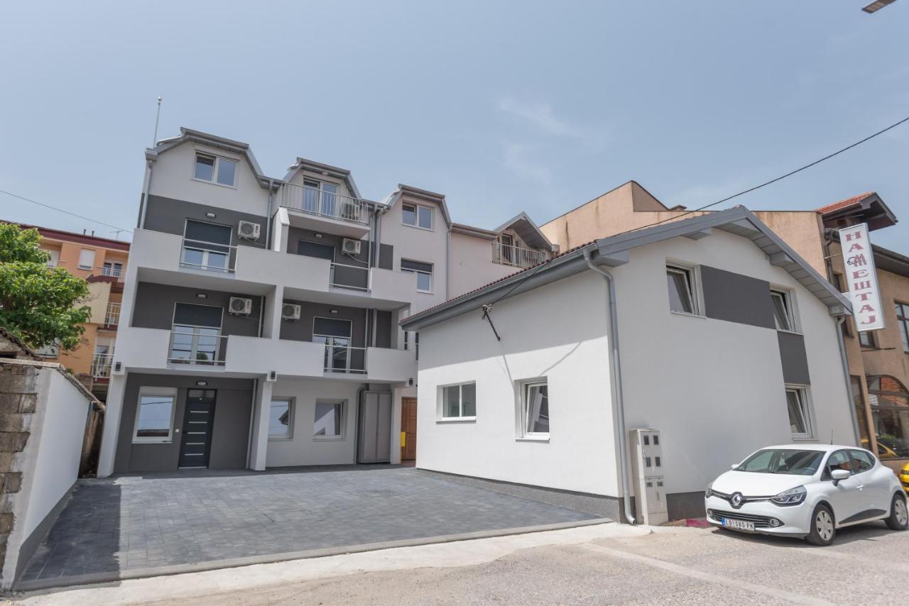 Apartmani Centar Loznica Luaran gambar