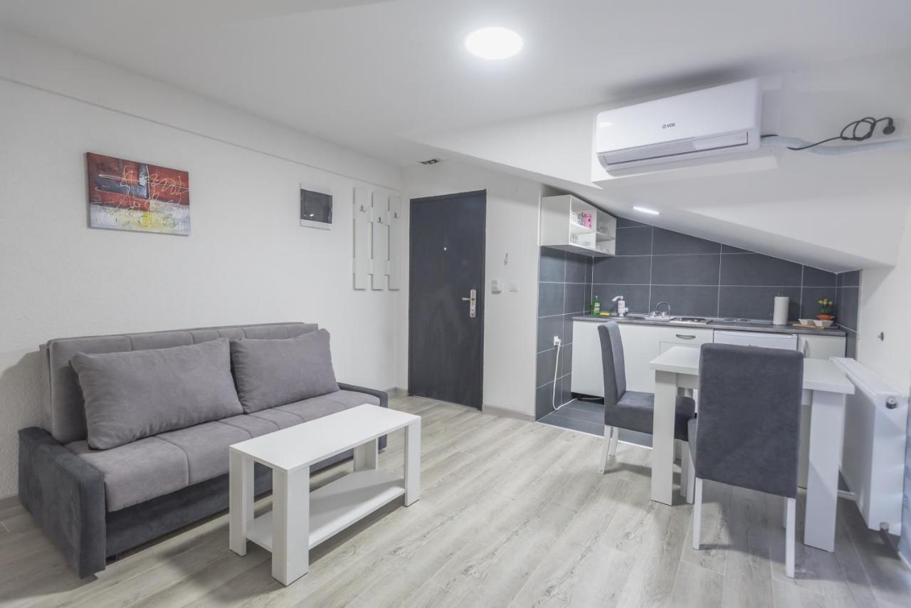 Apartmani Centar Loznica Luaran gambar